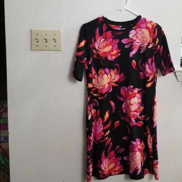 Isaac Mizrahi Live!  T-Shirt Dress - Picture 6 of 6